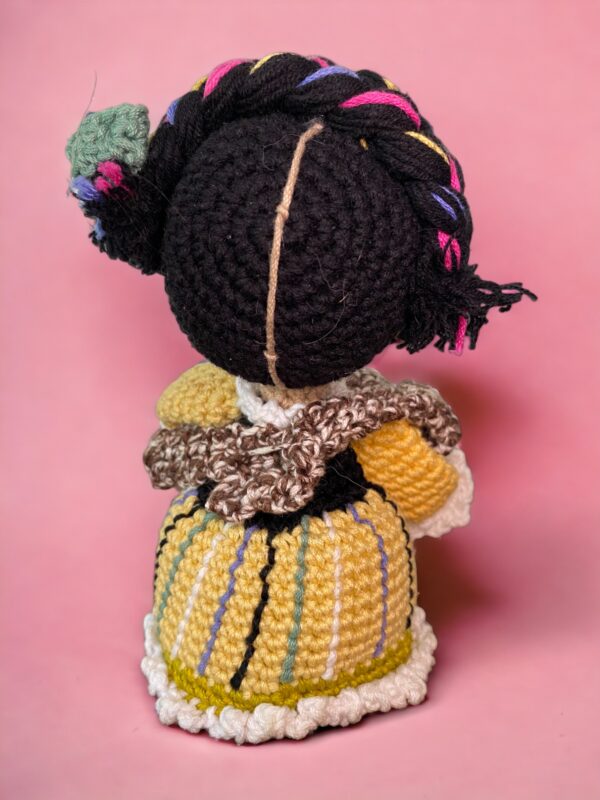 Muñeca Amigurumi Lele María con Bebé - Imagen 3